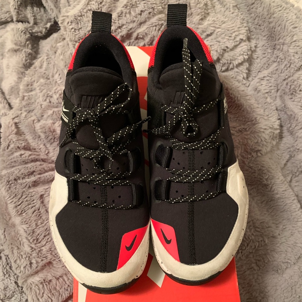 Nike Tech Trainer
